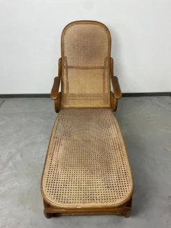Lit de jour en bois courbé n°2 par Thonet