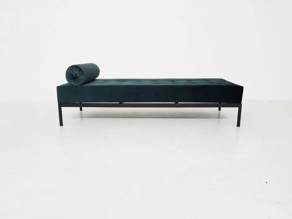 Lit de jour en velours et métal du milieu du siècle, Pays-Bas, années 1960