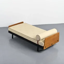Lit de jour SCAL par Jean Prouvé, circa 1955