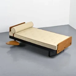 Lit de jour SCAL par Jean Prouvé, circa 1955