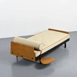 Lit de jour SCAL par Jean Prouvé, circa 1955