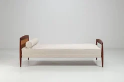 Lit de jour scandinave en teck et en cannage, Danemark 1960