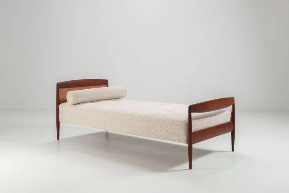 Lit de jour scandinave en teck et en cannage, Danemark 1960