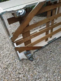 Lit d'enfant en bois