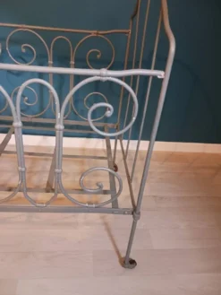 Lit d enfant en fer forgé fin 19ème