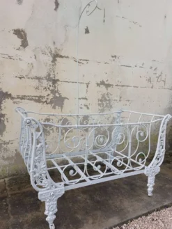 Lit d'enfant pliant en fonte Napoléon lll