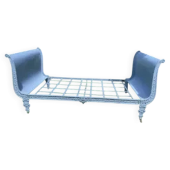 lit de repos banquette en fonte Napoléon III sur roulettes