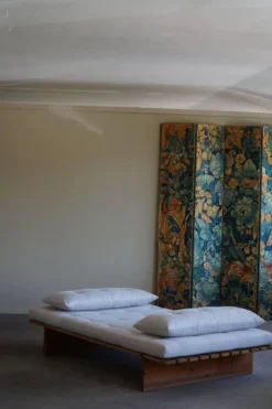 Lit de repos danois moderne, retapissé, fabriqué en pin, par Nyt i Bo, années 1970