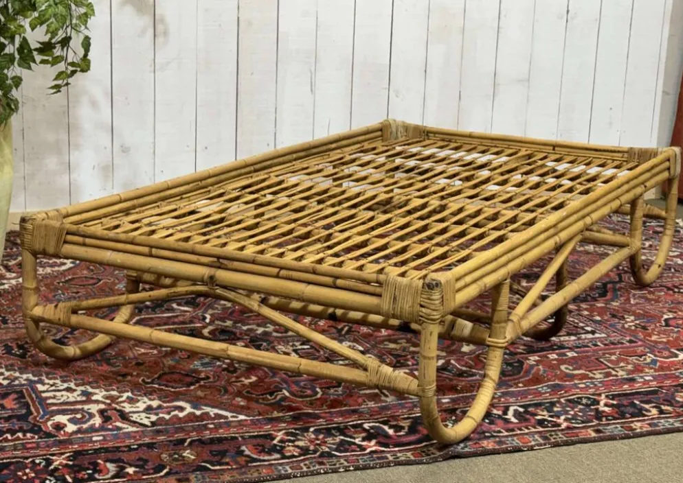 Lit de repos en rotin et bambou des années 1960