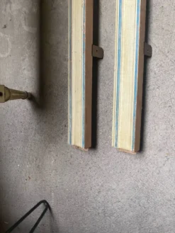 Lit de style Directoire en hêtre patiné XX siècle
