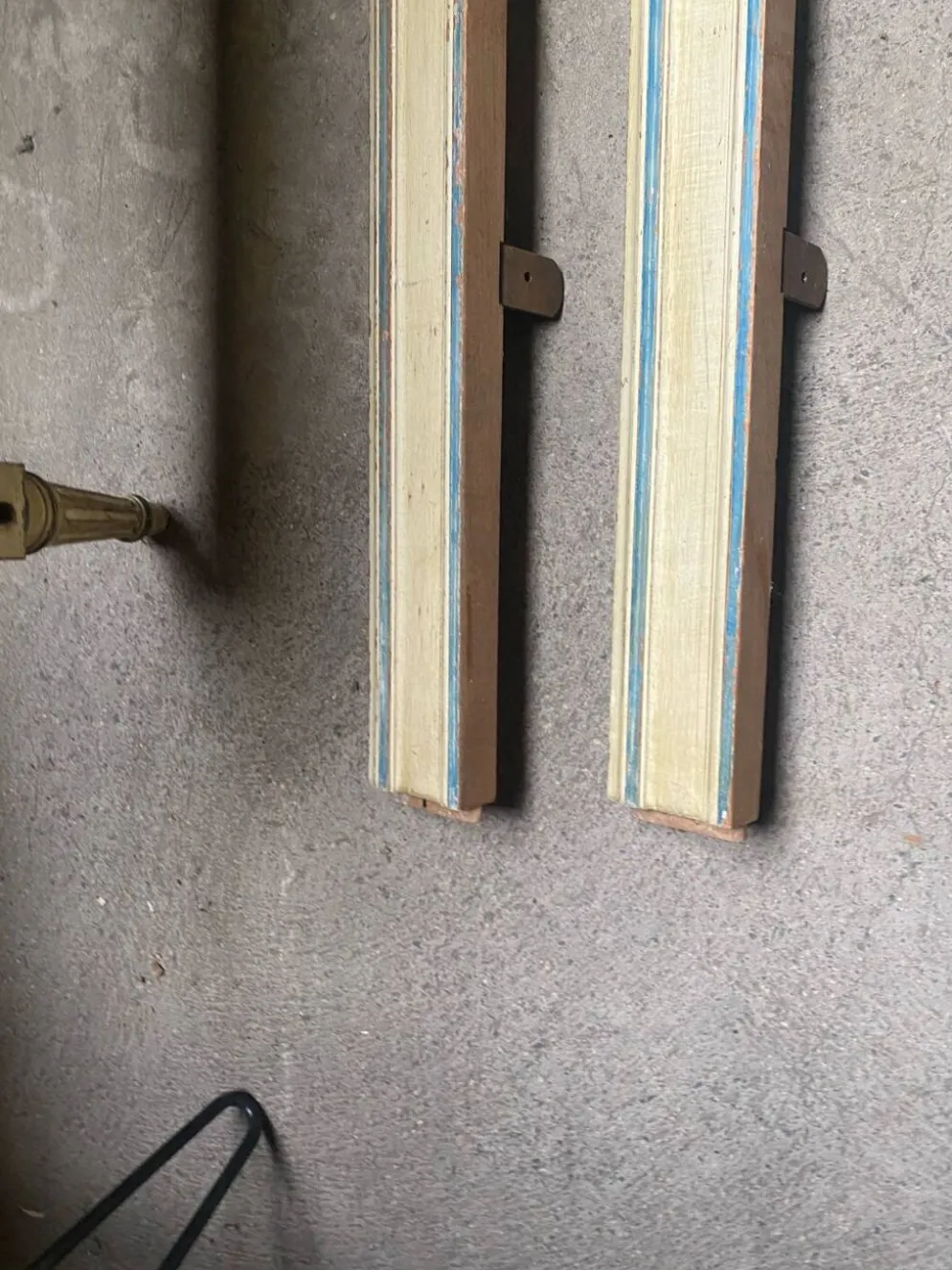 Lit de style Directoire en hêtre patiné XX siècle
