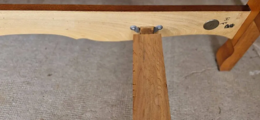 Lit 140 de style en bois massif