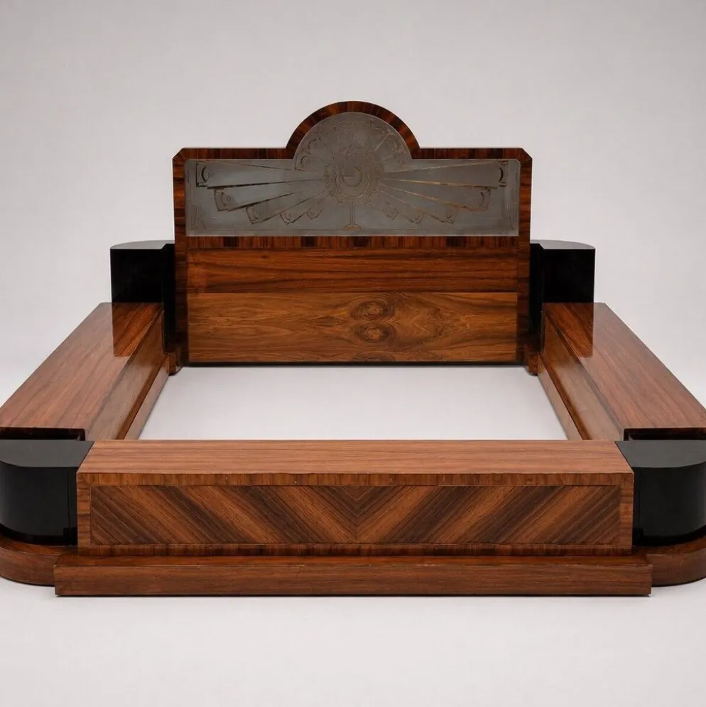 Lit double Art Déco – Palissandre, laque noire et verre sablé – Années 1930