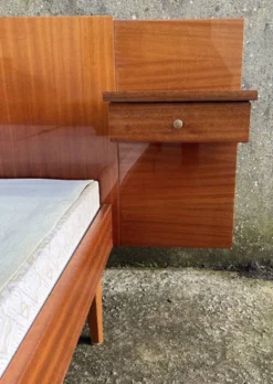 Lit double electrique, bois vernis, vintage, années 60