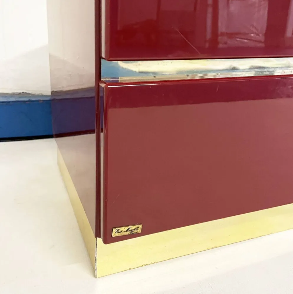 Lit double en acrylique et laiton bordeaux Eric Maville uniquement années 1970