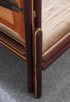 Lit double en bois et cuir attribué à Carlo Scarpa pour Simon Gavina, Italie, 1975