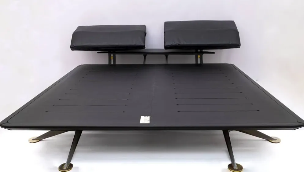 Lit double King Size en laiton et acier « Adia » de Paolo Piva par B&B, années 1980