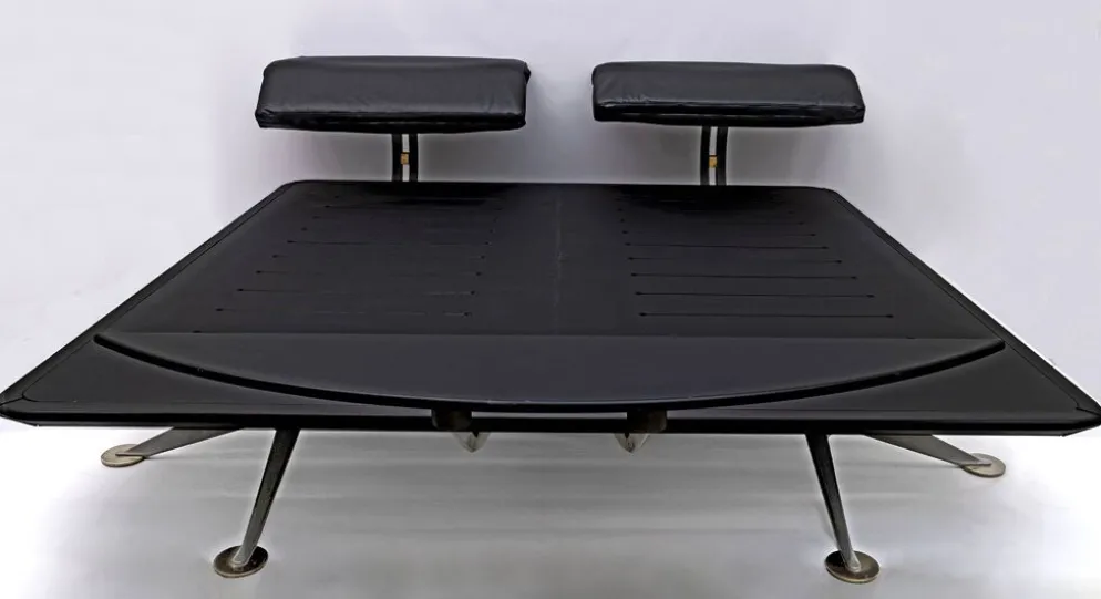 Lit double King Size en laiton et acier « Adia » de Paolo Piva par B&B, années 1980