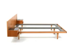 Lit double par Hans J. Wegner pour Getama, années 1960.