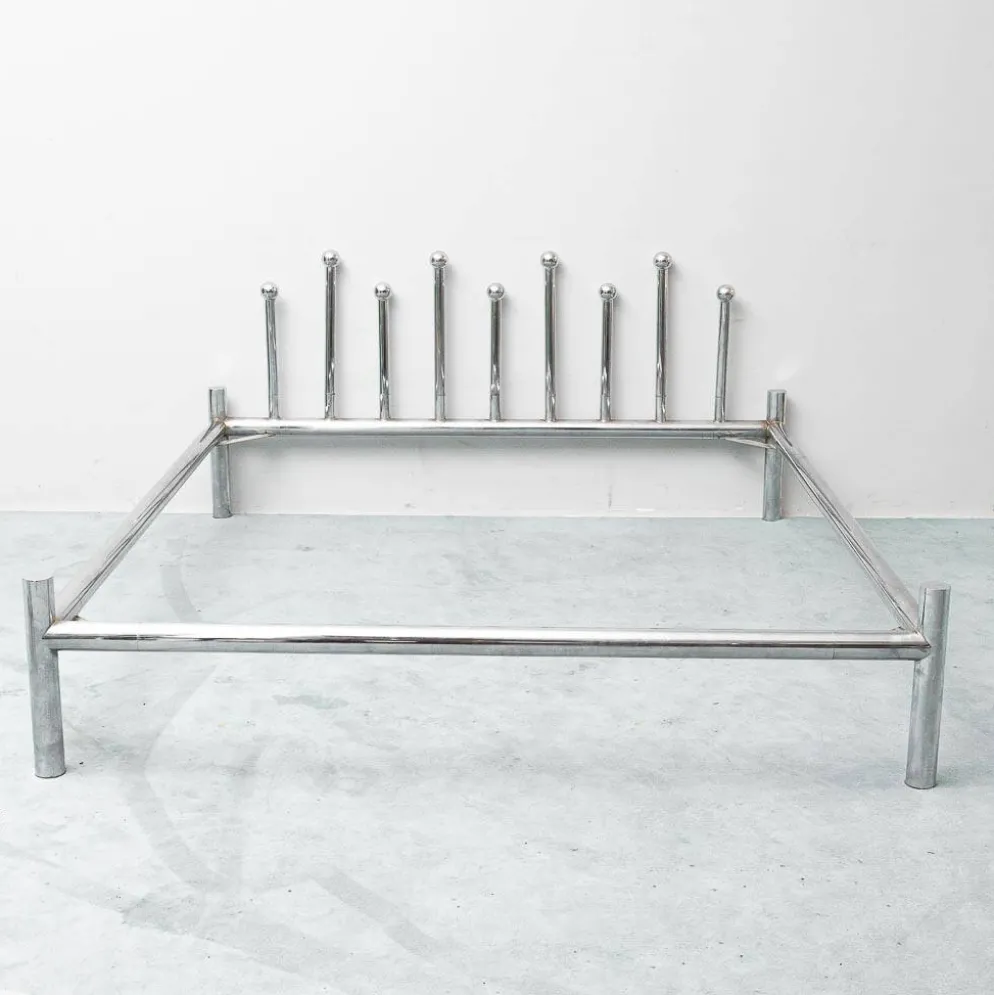 Lit double style Frigerio vintage en acier chromé des années 1970 moderniste