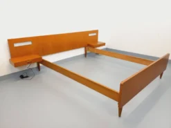 Lit double vintage style scandinave en teck des années 60 avec chevets
