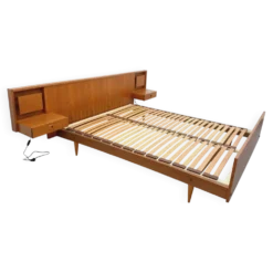 Lit double vintage style scandinave en teck des années 60 avec chevets
