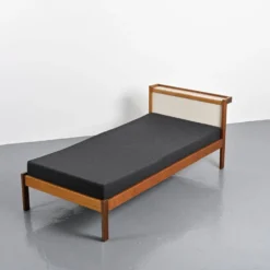 Lit en acajou à système Tigette par André Sornay, vers 1960