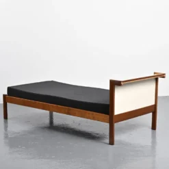 Lit en acajou à système Tigette par André Sornay, vers 1960