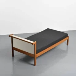 Lit en acajou à système Tigette par André Sornay, vers 1960