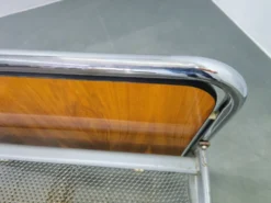 Lit en acier tubulaire Bauhaus avec panneaux en placage de noyer, années 1930