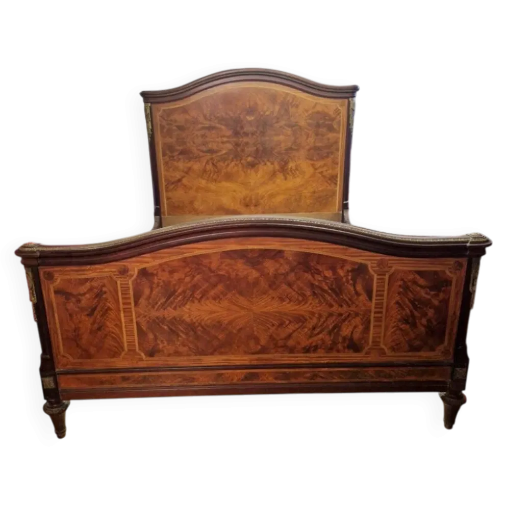 Lit en bois de placage marqueté style Louis XVI, François Linke (1855-1943)