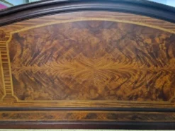 Lit en bois de placage marqueté style Louis XVI, François Linke (1855-1943)