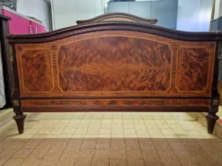 Lit en bois de placage marqueté style Louis XVI, François Linke (1855-1943)