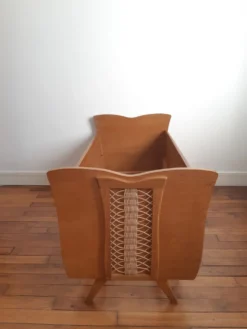 Lit en bois et rotin vintage