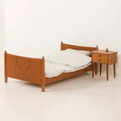 Lit enfant en teck, Danemark, années 1960