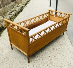 Lit enfant vintage