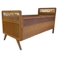 Lit en rotin et bois pieds compas enfant vintage