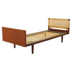 Lit en teck, design danois, années 1960, designer : Hans J. Wegner, fabricant : Get