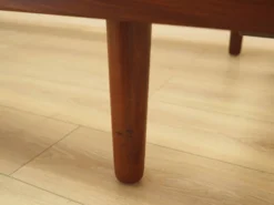 Lit en teck, design danois, années 1960, designer : Hans J. Wegner, fabricant : Get