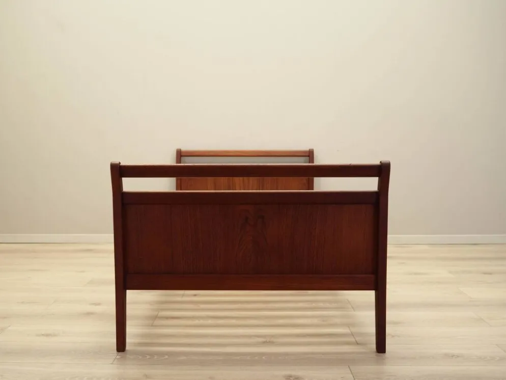 Lit en teck, design danois, années 1970, fabrication : Danemark