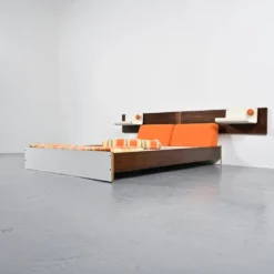 Lit et tête de lit par Pierre Guariche, circa 1968