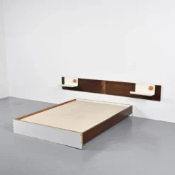 Lit et tête de lit par Pierre Guariche, circa 1968