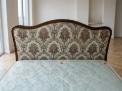 Lit Louis XV vintage en bois
