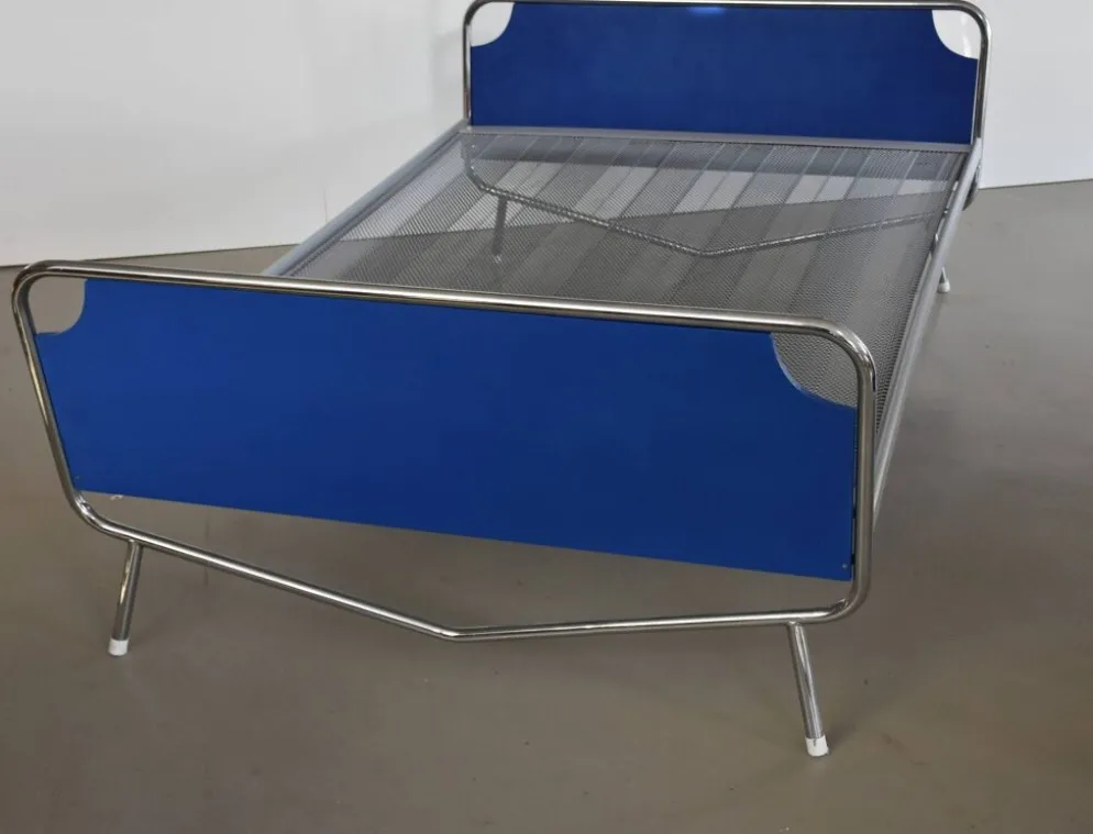 Lit moderniste du milieu du siècle par Wim Rietveld pour Auping