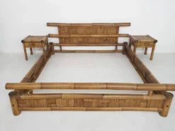 Lit 2 places en bambou et tables de nuit assorties