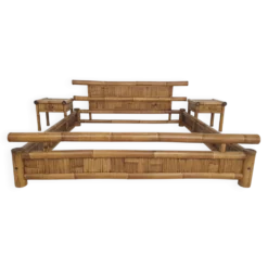 Lit 2 places en bambou et tables de nuit assorties