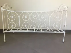 Lit Pliant En Fer Forgé Blanc