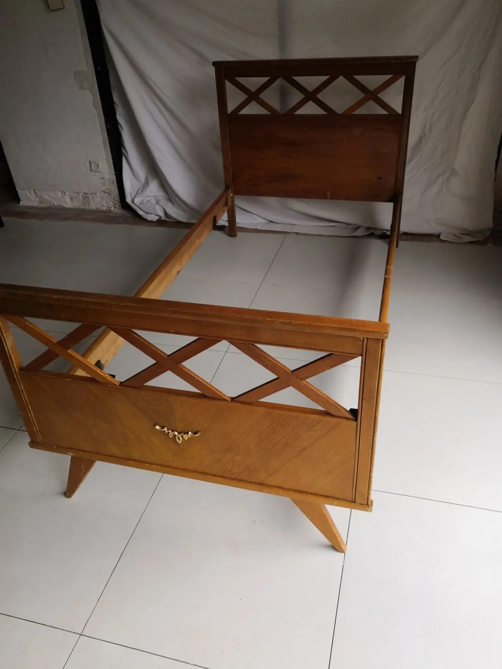 Lit scandinave vintage à croisillons années 50