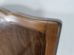 Lit simple de style Liberty du début du 20e siècle