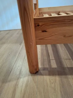 Lit simple en pin, Scandinavie